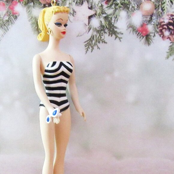 Vintage Barbie Debut 1959 Hallmark Keepsake Ornament (1994 First in Series) -box - Picture 1 of 13
